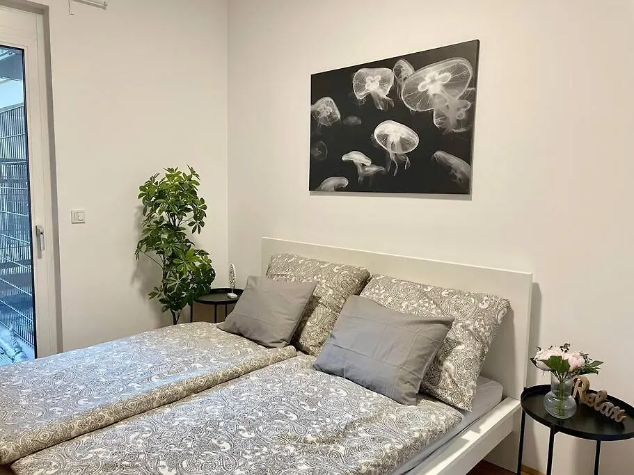Premium Apartment With Terrace, A/C, Free Wifi And Netflix Vídeň